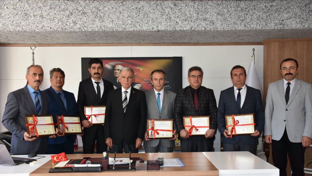 Kalite Takip Sisteminde Dereceye Giren Daday Anadolu İHL'ye  Başarı Belgesi Verildi.